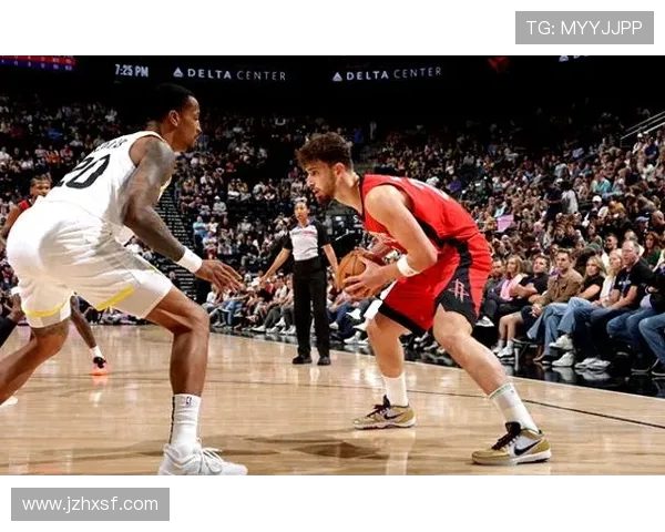 火箭队与爵士队激烈对决直播比赛精彩瞬间全记录 火箭队与爵士队激烈对决直播比赛精彩瞬间全记录