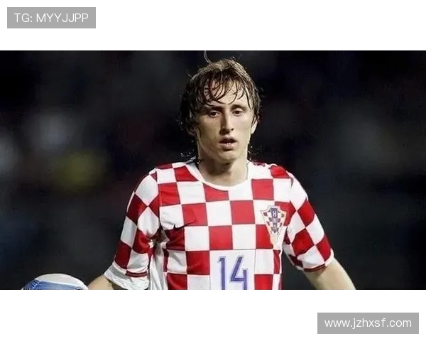 皮尔洛与齐达内谁才是足球历史上最伟大的中场大师之争 皮尔洛与齐达内谁才是足球历史上最伟大的中场大师之争