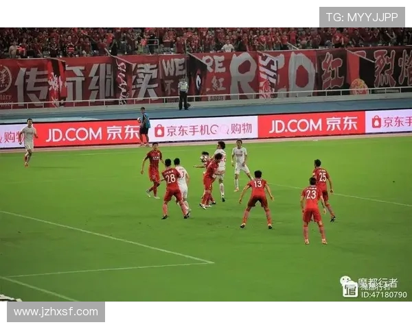 足协杯精彩对决上港与权健谁能笑到最后争夺荣誉的巅峰之战 足协杯精彩对决上港与权健谁能笑到最后争夺荣誉的巅峰之战