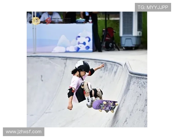 成都滑板队的防反策略分析与战术得失探讨