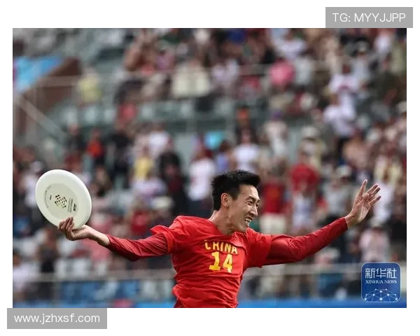 成都飞盘队在攀岩联赛中以68分稳居积分榜首位